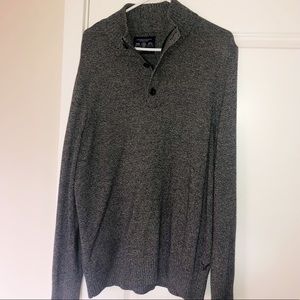 American Eagle Men’s Quarter Zip Pullover